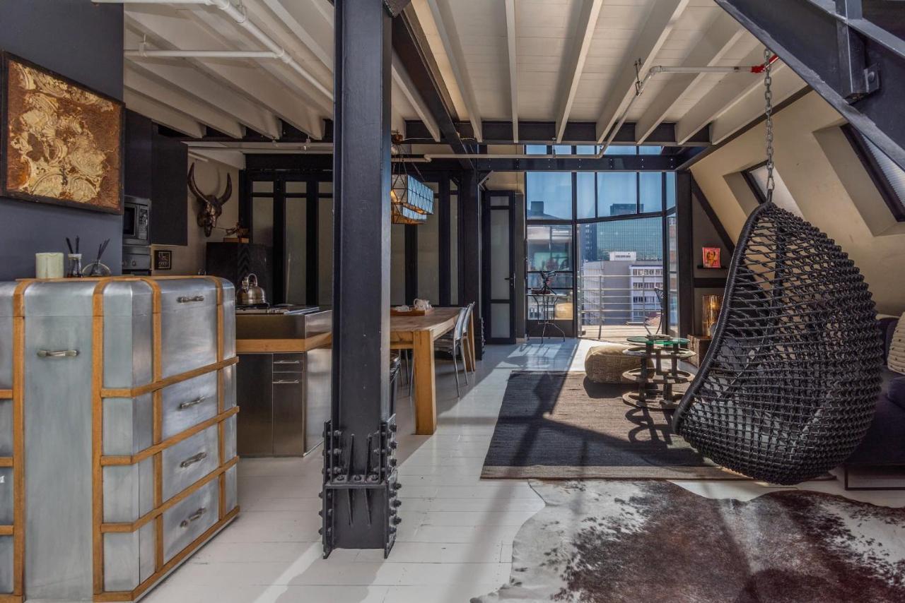 Luxury Penthouse In Wolroy House Lägenhet Kapstaden Exteriör bild