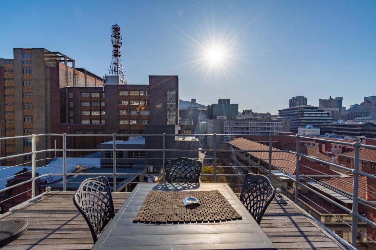 Luxury Penthouse In Wolroy House Lägenhet Kapstaden Exteriör bild