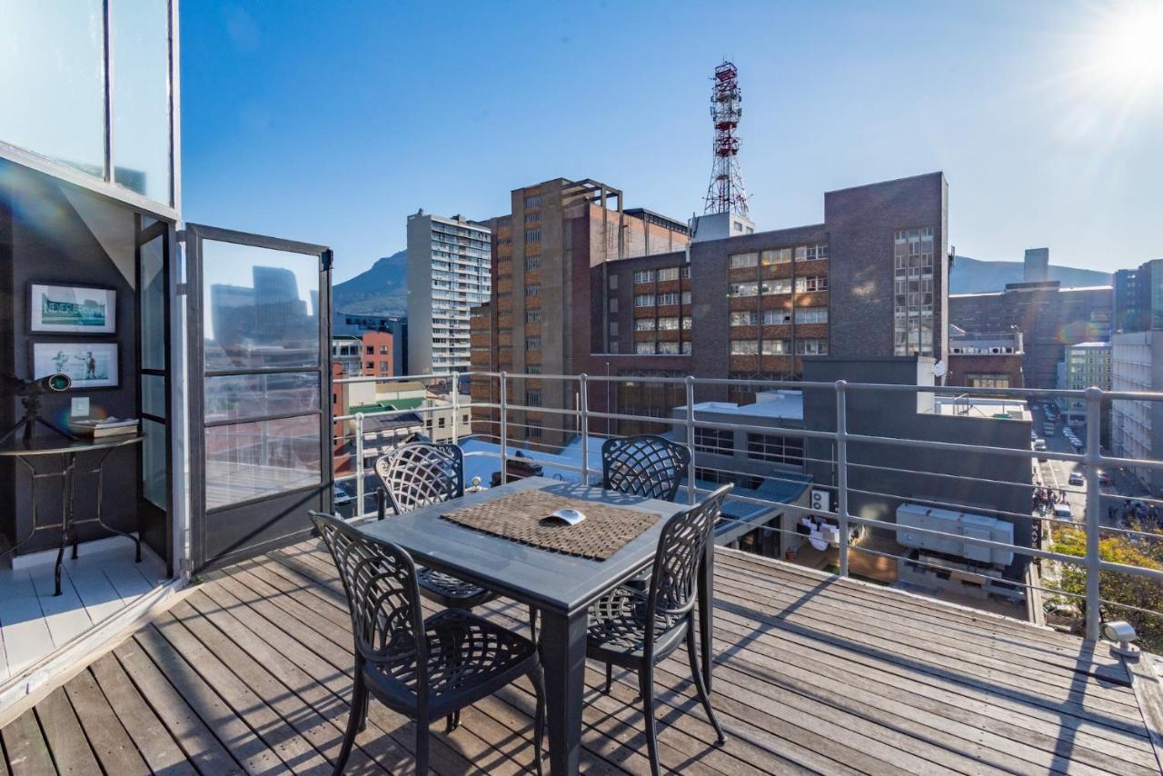Luxury Penthouse In Wolroy House Lägenhet Kapstaden Exteriör bild